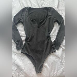 ｡･ﾟﾟ･　BLACK BODYSUIT　･ﾟﾟ･｡